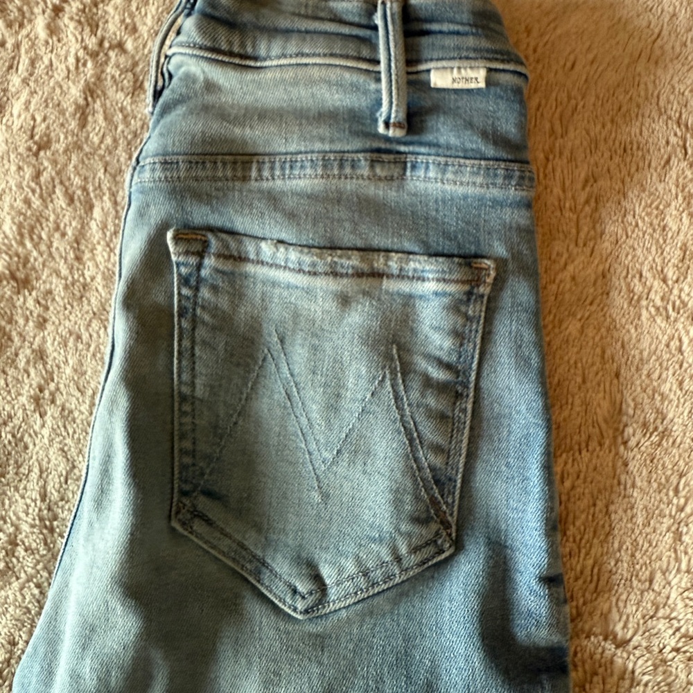 MOTHER The Hustler High Rise Flare Leg Ankle Jeans in California Cruiser - Picture 5 of 6